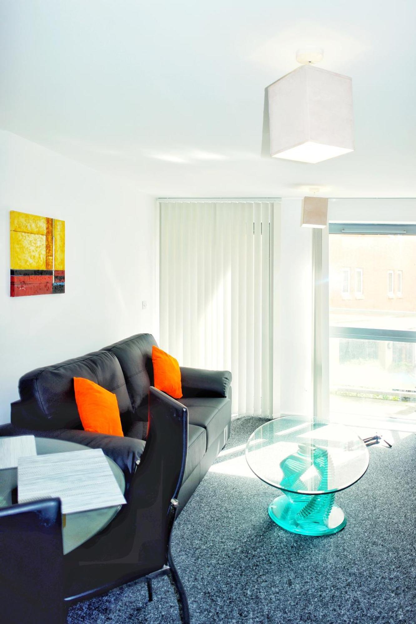 2 Bed Ensuite With Balcony And Free Onsite Secure Parking Манчестър Екстериор снимка